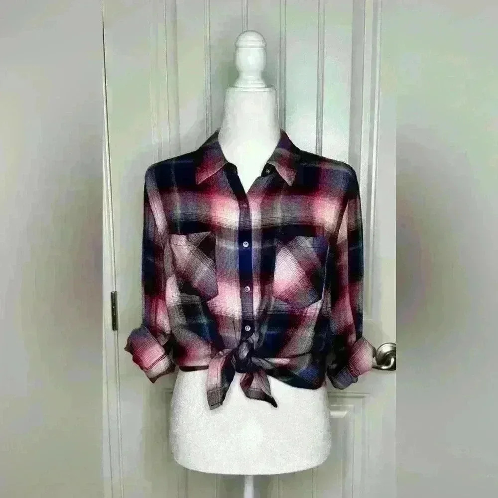 Maurices Plaid Shirt, Size Medium